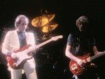 Twisting By The Pool – Dire Straits